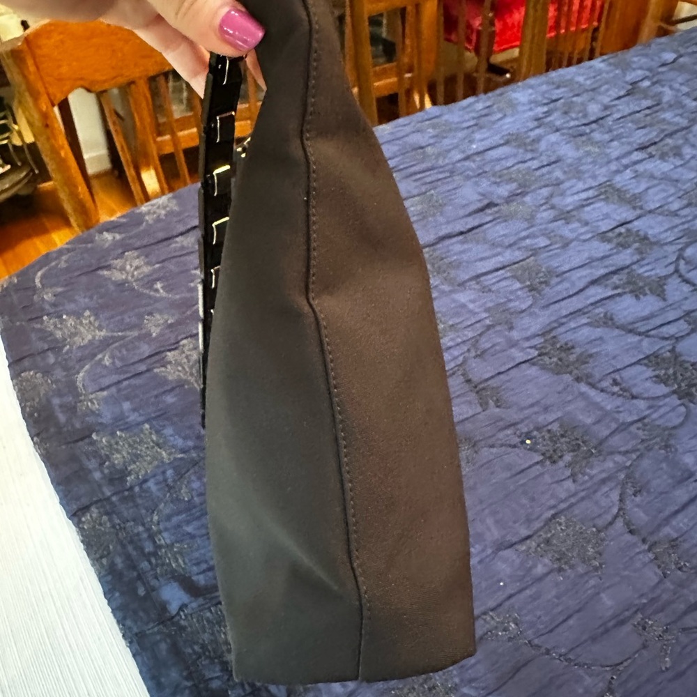 Black Ferragamo Fine Gauge Canvas Shoulder Bag. EUC. - Picture 5 of 15